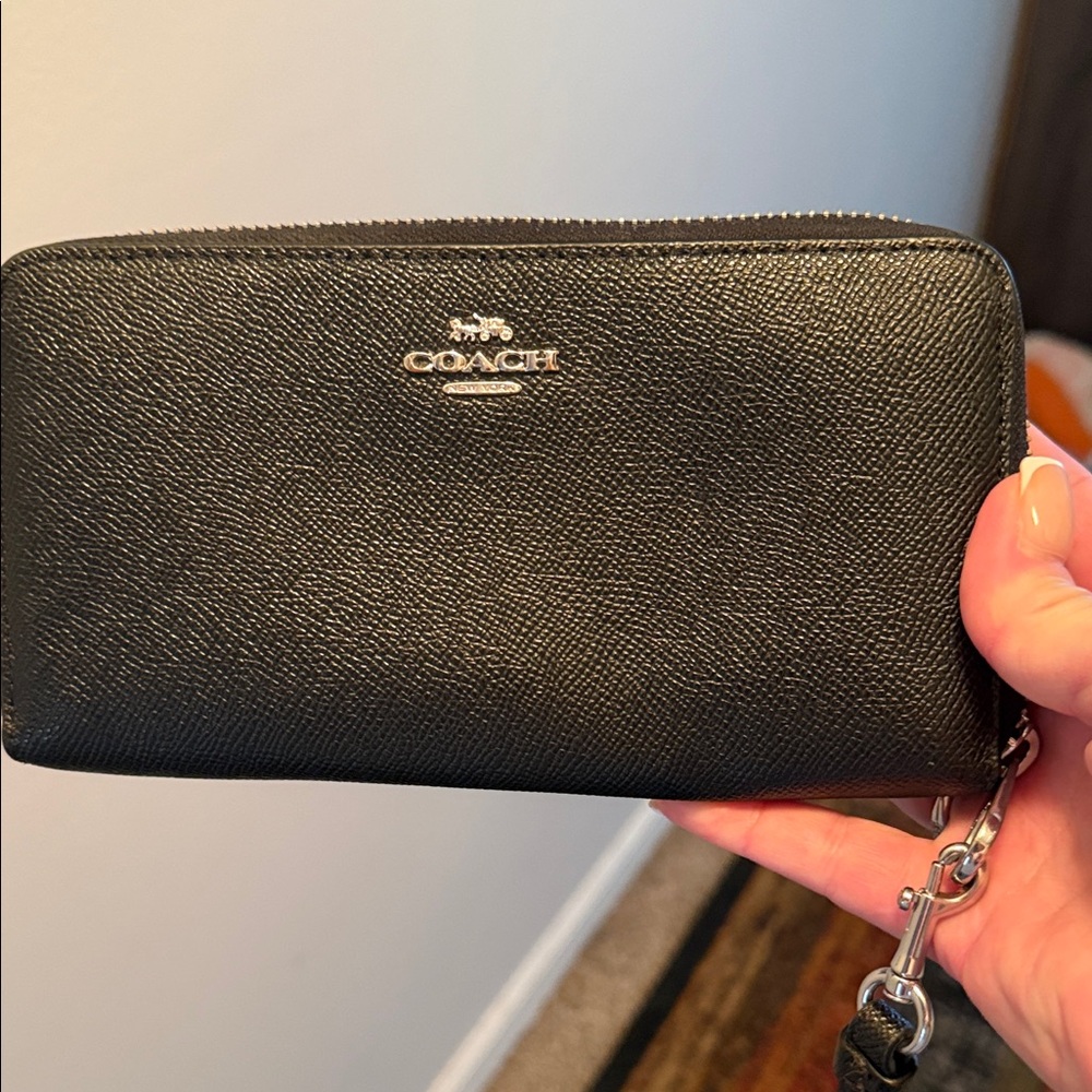 Coach Black Textured Leather Zip Wallet